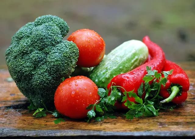 Les 10 Aliments à Éviter pour un Plan d'Alimentation Saine