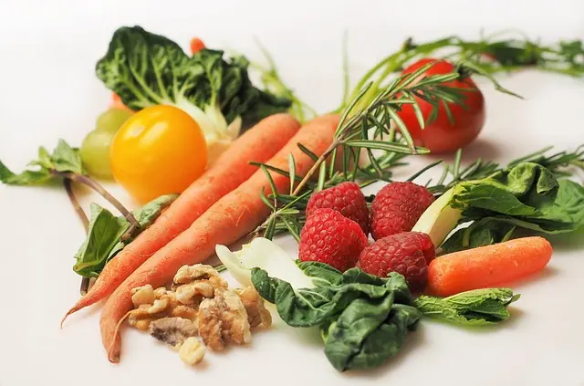 Comment Évaluer Vos Besoins Nutritionnels pour un Plan Sain